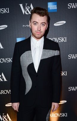 ダイエットに成功した英シンガーのサム・スミス