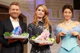 『シンデレラ』の会見に登壇したリリー・ジェームズ、ケネス・ブラナー監督、木下優樹菜