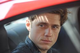 『レ・ミゼラブル』で注目されたイケメン、アーロン・トヴェイト