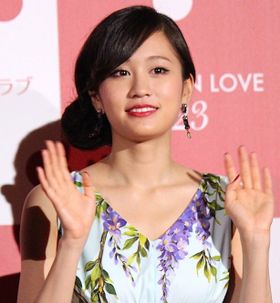 前田敦子、80年代に生まれても「アイドルになりたかった！」