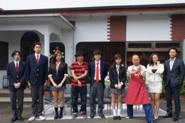 豪華キャスト勢揃い！撮影を行っている愛知県豊橋市で『映画 みんな！エスパーだよ！』 囲み取材が行われた