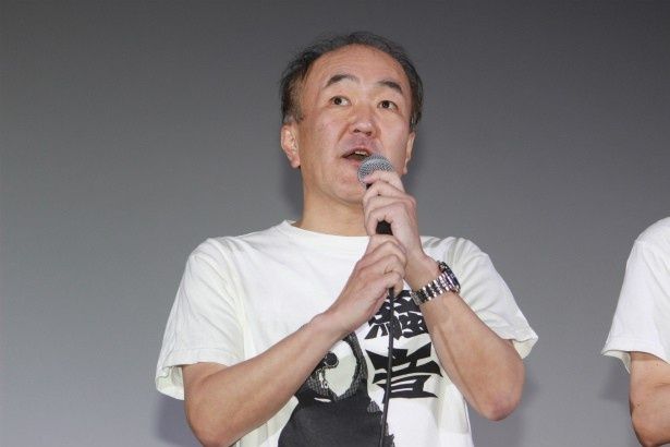 淡路役の温水洋一