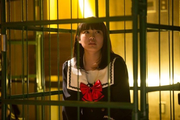 【写真を見る】主人公・市位ハナを演じる私立恵比寿中学の柏木ひなた