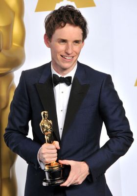 『ハリー・ポッター』シリーズの新作プロジェクトの主演はエディ・レッドメイン！