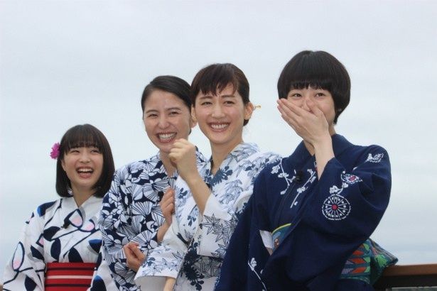 綾瀬はるか、長澤まさみ、夏帆、広瀬すずが浴衣で鏡開き(画像2 綾瀬はるか、長澤まさみ、夏帆、広瀬すずが浴衣で鏡開き(画像2