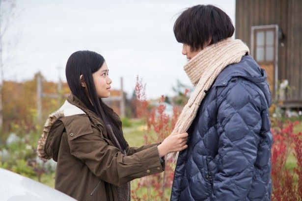 【写真を見る】野村周平と杉咲花が演じた初々しいカップルに胸キュン