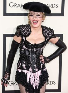 「年相応なことをしているわ」と語ったマドンナ(56)