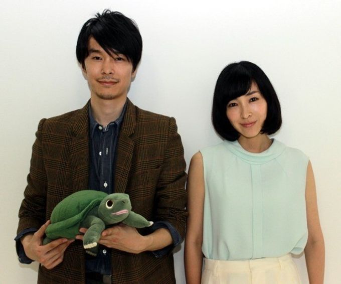 ラブ＆ピース 販促ポスター B2 山田章博 園子温 長谷川博己 2015年 山田章博がイラスト担当、園子温の最新作「ラブ＆ピース」ビジュアル