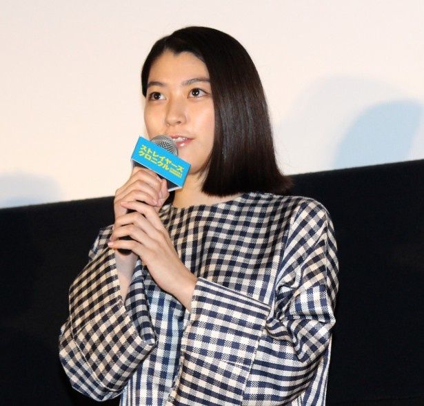沙耶役を演じる成海璃子