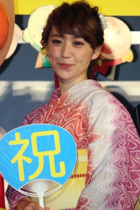 大島優子、推しメンのクリームパンダと初対面