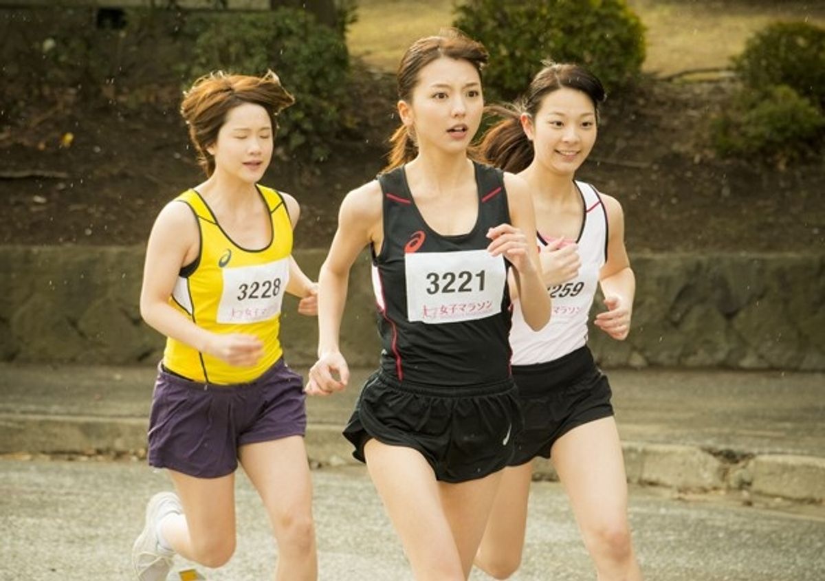 露出さいとうまりこ 露出度高め！美しすぎる真野恵里菜のユニフォーム姿｜最新の映画ニュースならMOVIE WALKER PRESS