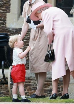 エリザベス女王のことを、父ウィリアム王子と同じようにおばあちゃん(Granny)と呼んでいるらしいジョージ王子