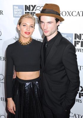 シエナ・ミラーとトム・スターリッジが破局！