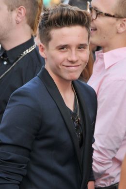 妹とピザ作りしている写真をポスティングしたブルックリン・ベッカム