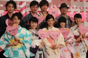 E-girlsの石井杏奈ら若手女優が「モモヒキNG」話で盛り上がった