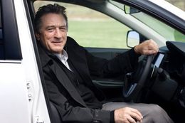 まるで少年のような笑顔を見せるロバート・デ・ニーロ