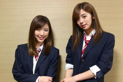 『映画 みんな！エスパーだよ！』の真野恵里菜と池田エライザ