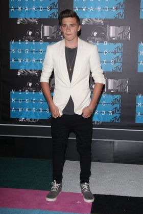 ミス・ヴォーグ誌の表紙を飾ることになったデビッド・ベッカムの長男ブルックリン