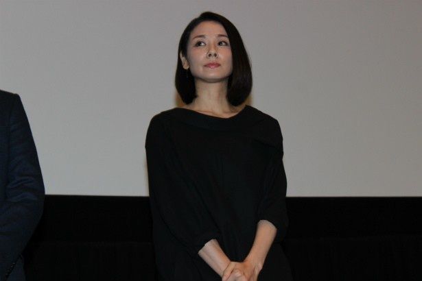 主役・順の母親・泉役の吉田羊