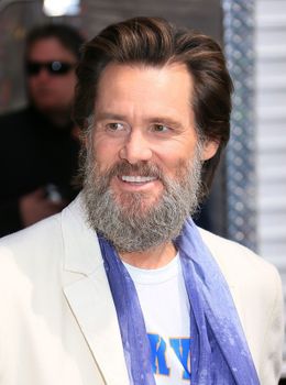 年下の元恋人を亡くしたジム・キャリー