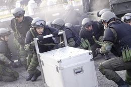 大ヒットを記録した前作を上回り、首位に輝いた『図書館戦争 THE LAST MISSION』