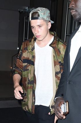 恋人に向けた愛のメッセージとみられる写真をインスタグラムに投稿したデビッド・ベッカムの長男ブルックリン