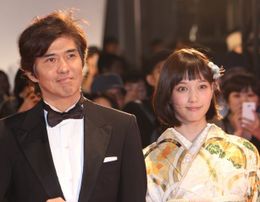 東京国際映画祭が開幕！本田翼は和装で登壇