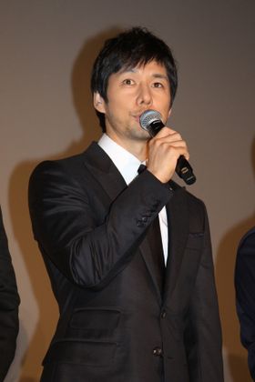 主人公の倉木を演じた西島秀俊。劇場版からの新キャスト・ビートたけしとの共演に感激！