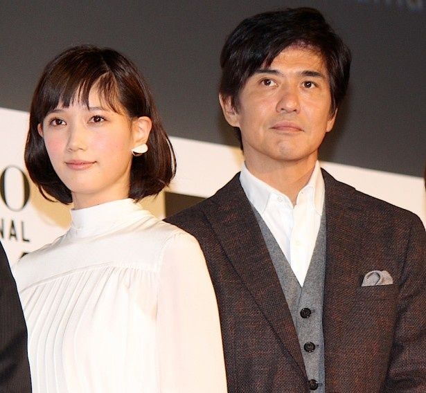 佐藤浩市と本田翼が東京国際映画祭に登場！