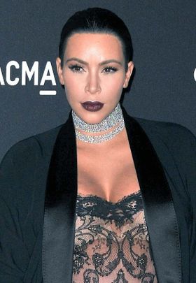 体重が著しく増加していることへの不安を明かしているキム・カーダシアン