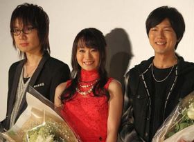 『ハンガー・ゲーム FINAL：レボリューション』公開記念舞台挨拶に前野智昭(フィニック役)、水樹奈々(主人公：カットニス役)、神谷浩史(ピータ役)が登壇した(左から)