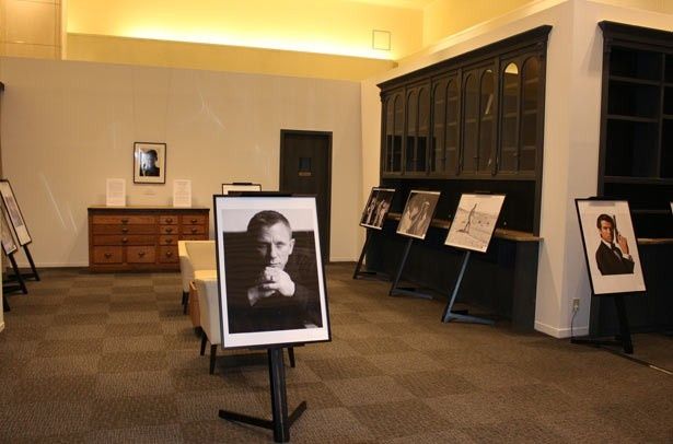 テリー・オニールの写真ポスター展