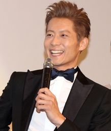 EXILEの黒木啓司、美女から英語をほめられる！