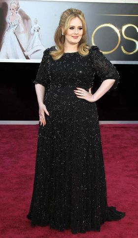 プレイボーイ誌がアデルに接触？(写真は13年のもの)