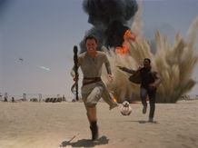 ついに公開日を迎えた『スター・ウォーズ/フォースの覚醒』