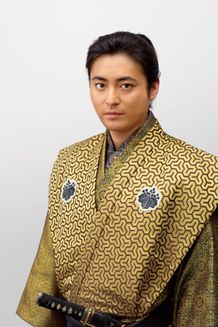 ドラマ版に引き続き、“ダークな秀吉”を演じる山田孝之