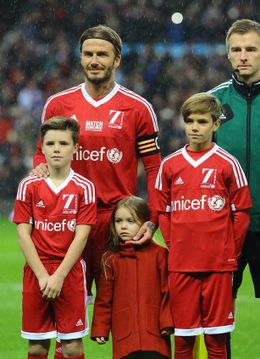 デビッド・ベッカムと次男のロメオ、三男クルス、長女のハーパー
