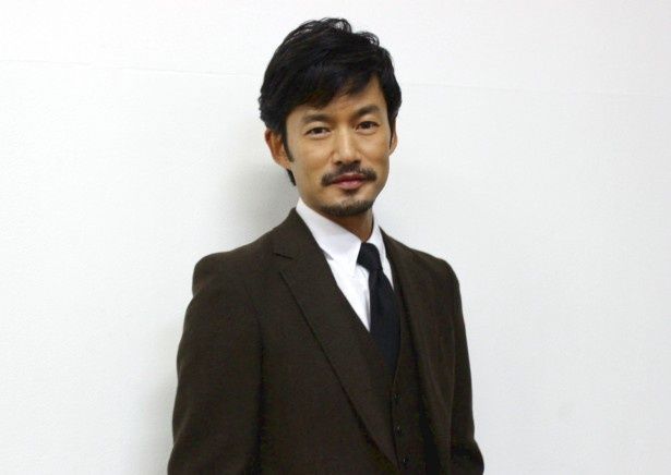 主人公・中原祐馬役の竹野内豊
