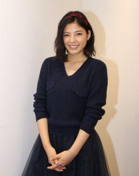 女優としてスタッフや共演者と一緒に作品を作っていく事が楽しいと語る石井杏奈
