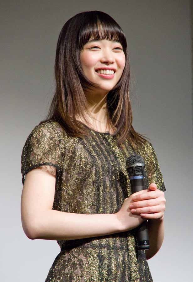 小春役を演じ、泥にまみれながら熱演した森川