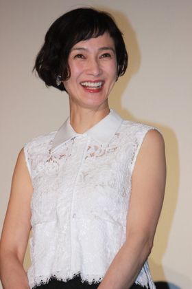 安田成美が親友は「木梨憲武」と笑顔