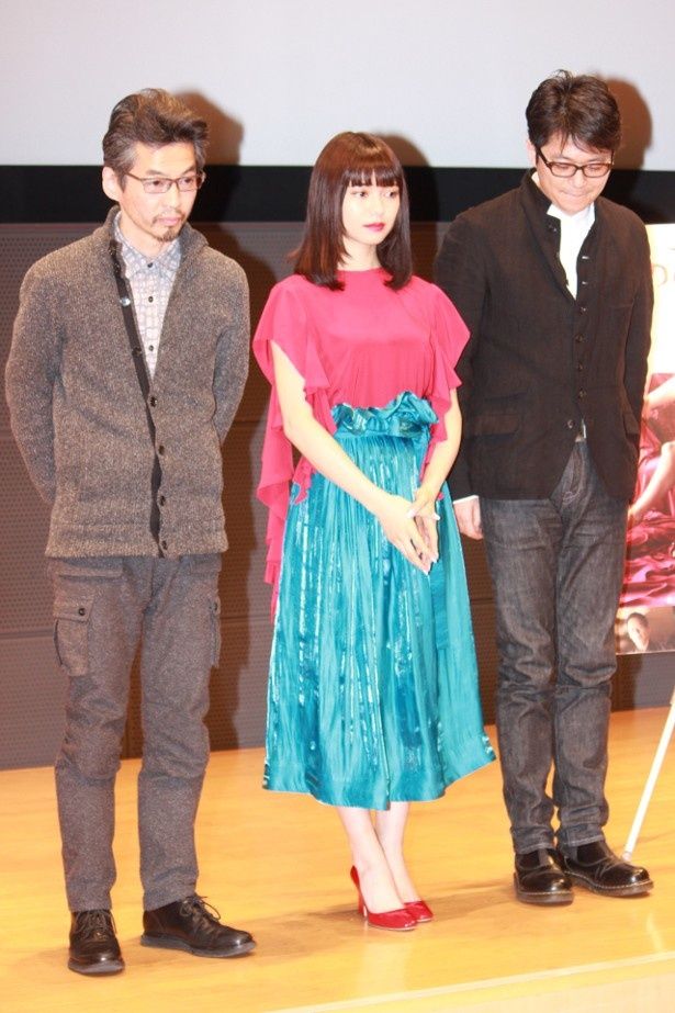 【写真を見る】おしゃれ！二階堂ふみの全身ショット