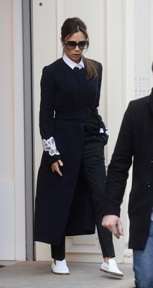 ぺたんこの靴を履くことが多くなったヴィクトリア・ベッカム