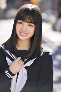 橋本環奈写真セット Amazon.co.jp: セーラー服と機関銃(通常盤Type-A) - 橋本環奈