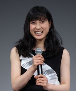 在学中の日本女子体育大学で行われた完成披露舞台挨拶に登壇した土屋太鳳