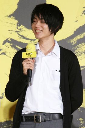 山田涼介に鋭いツッコミを入れる菅田将暉