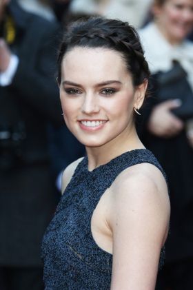 新『スター・ウォーズ』シリーズでヒロインのレイ役を演じているデイジー・リドリー