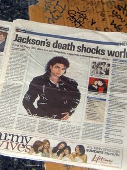 衝撃は今もなお続く