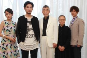 『モヒカン故郷に帰る』の松田龍平・柄本明・前田敦子・もたいまさこ・千葉雄大を直撃