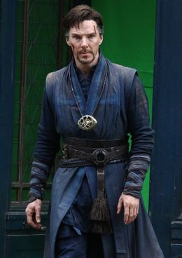 マーベルのヒーロー、ドクター・ストレンジを演じるベネディクト・カンバーバッチ